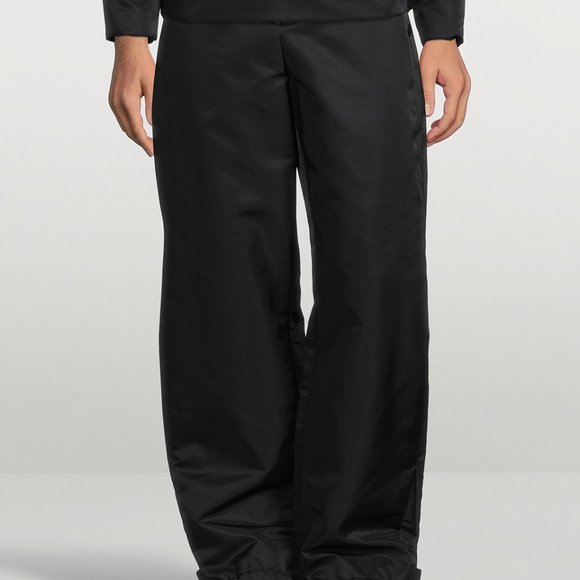 VALENTINO Black Nylon Cargo Pants With Valentino Stud Detail - Picture 2 of 11